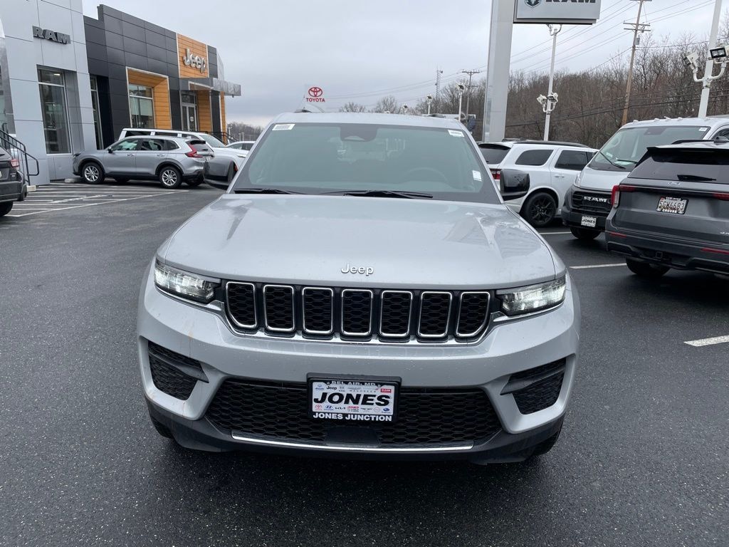 New 2026 Jeep Grand Cherokee LAREDO X 4X4 Sport Utility