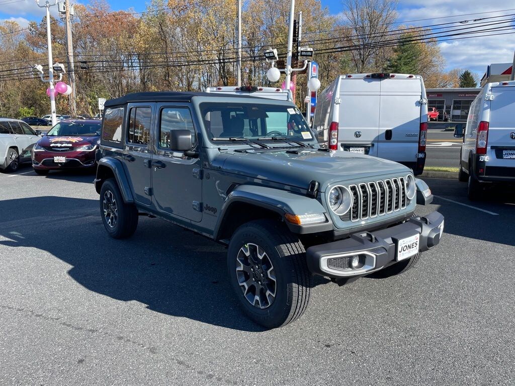 New 2026 Jeep Wrangler 4-DOOR SAHARA Sport Utility
