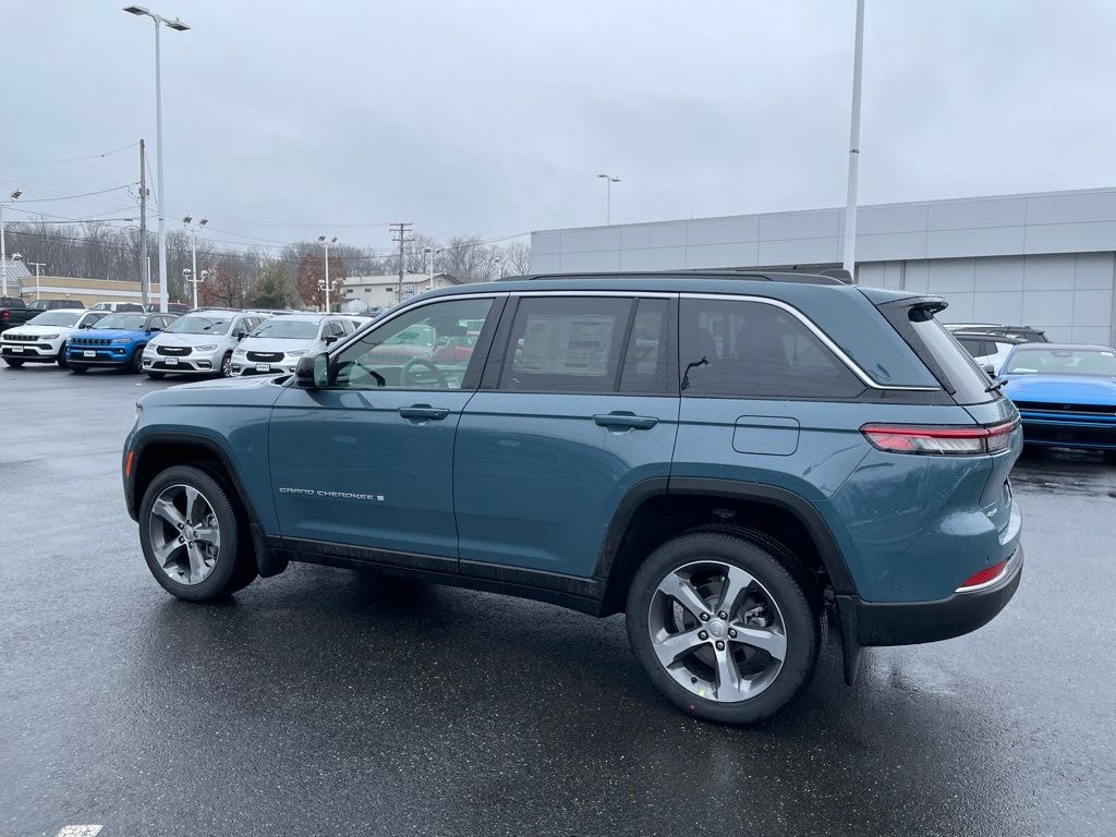 New 2026 Jeep Grand Cherokee LIMITED 4X4 Sport Utility