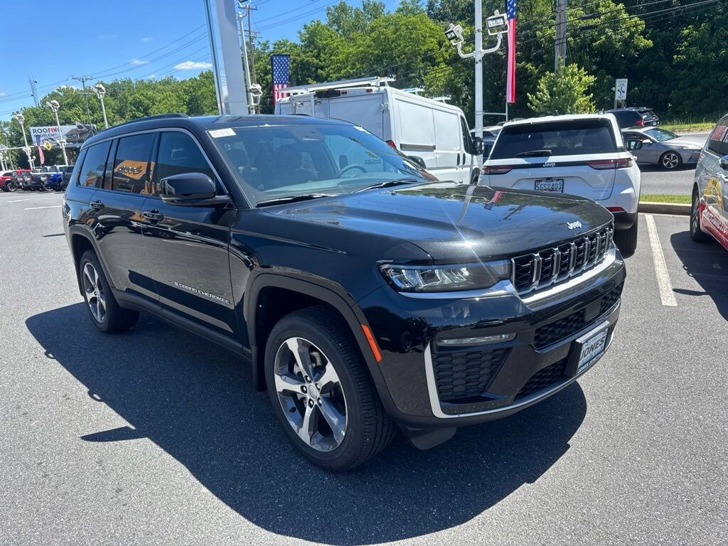 New 2026 Jeep Grand Cherokee L LIMITED 4X4 Sport Utility