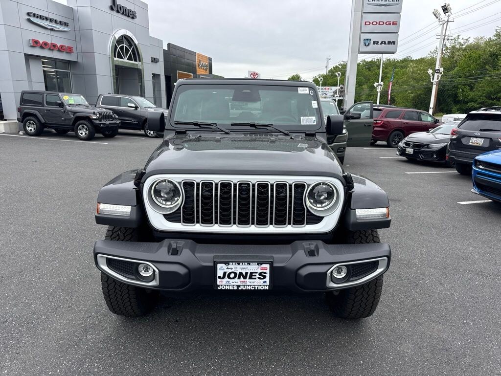 New 2026 Jeep Wrangler 4-DOOR SAHARA Sport Utility