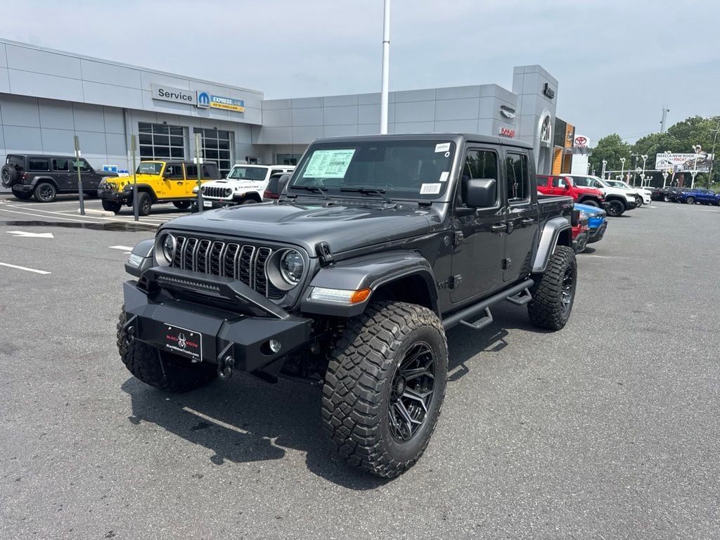 New 2026 Jeep Gladiator SPORT S 4X4 Pickup