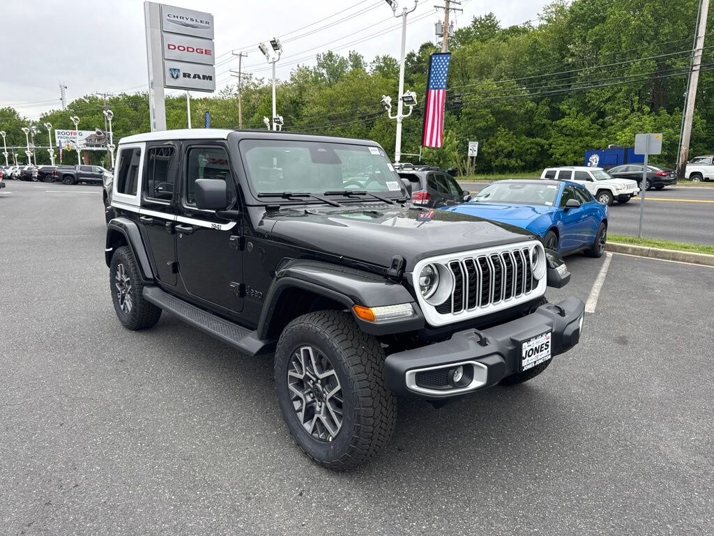 New 2026 Jeep Wrangler 4-DOOR SAHARA Sport Utility