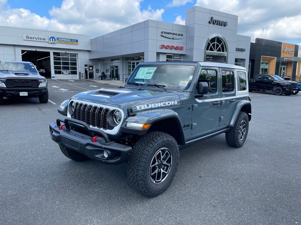 New 2026 Jeep Wrangler 4-DOOR RUBICON Sport Utility