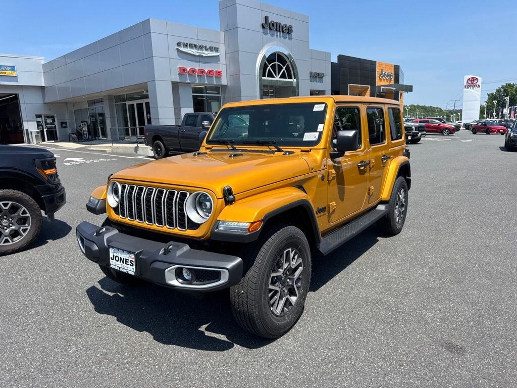 New 2026 Jeep Wrangler 4-DOOR SAHARA Sport Utility