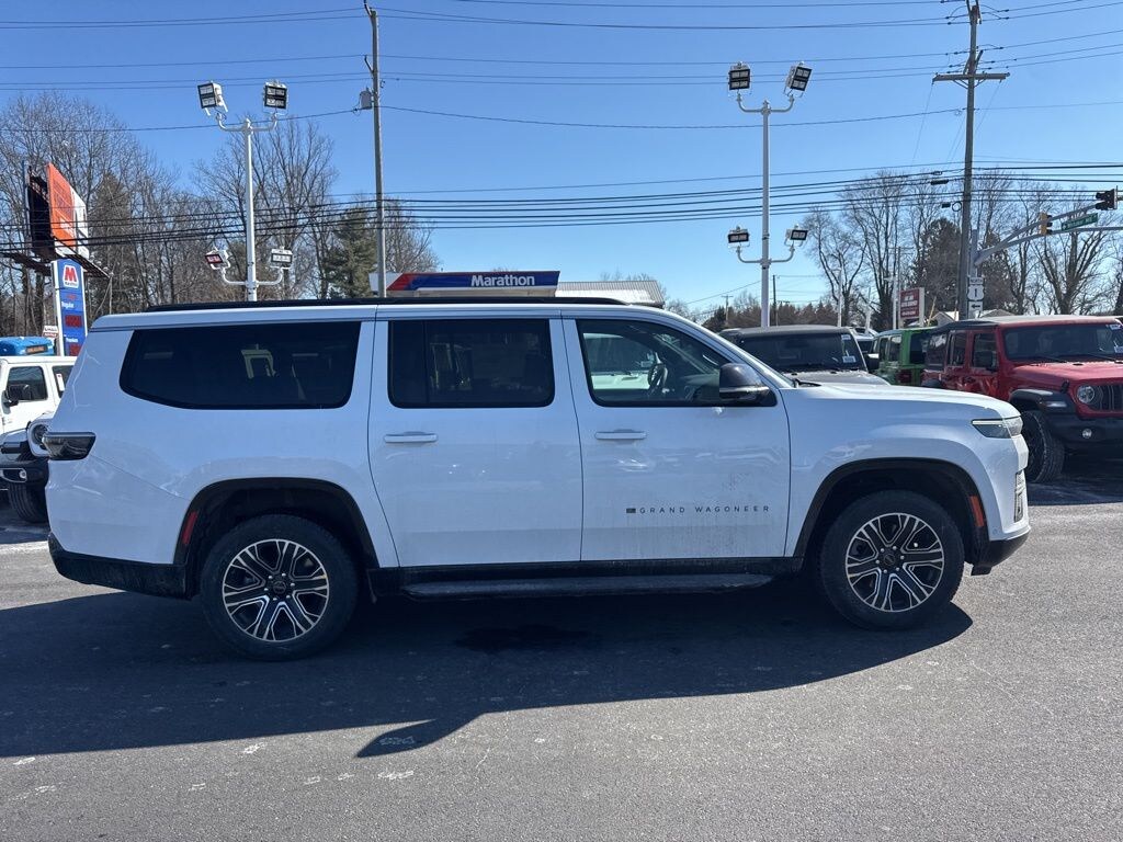 New 2026 Jeep Grand Wagoneer L 4X4 Sport Utility