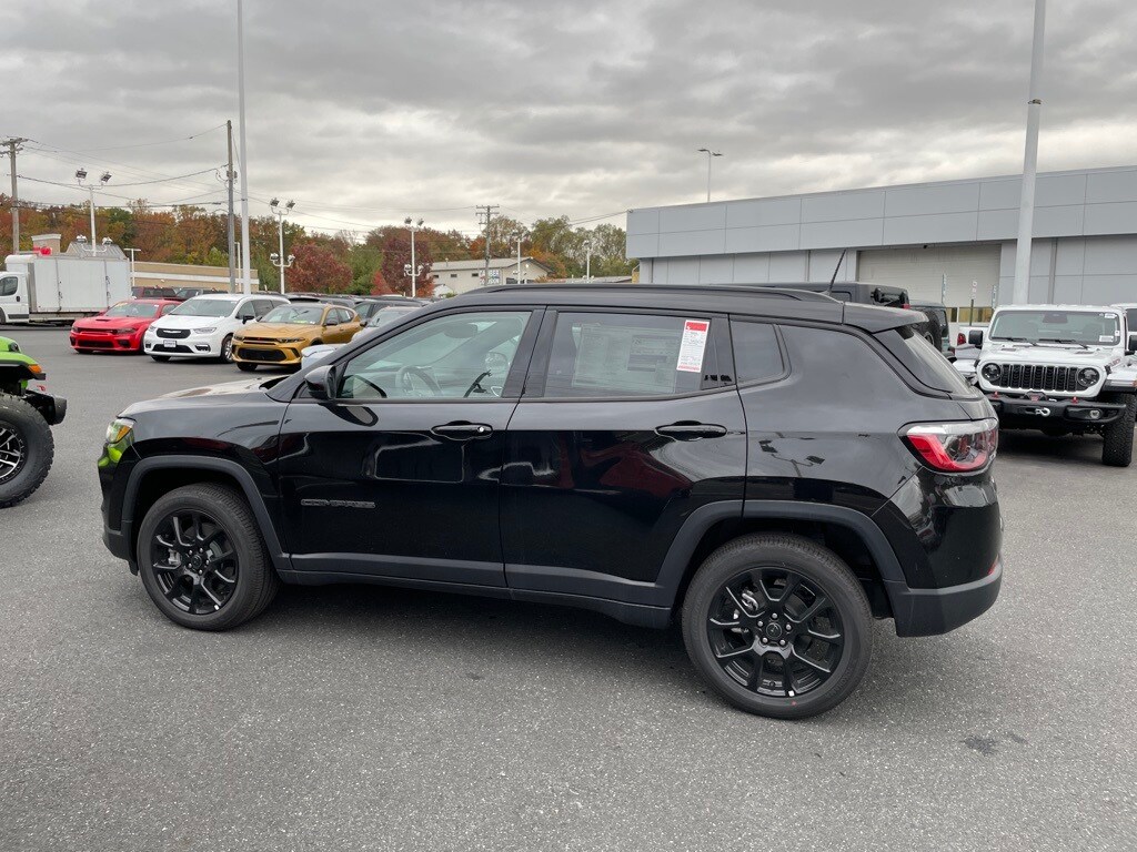 New 2026 Jeep Compass LATITUDE ALTITUDE 4X4 Sport Utility