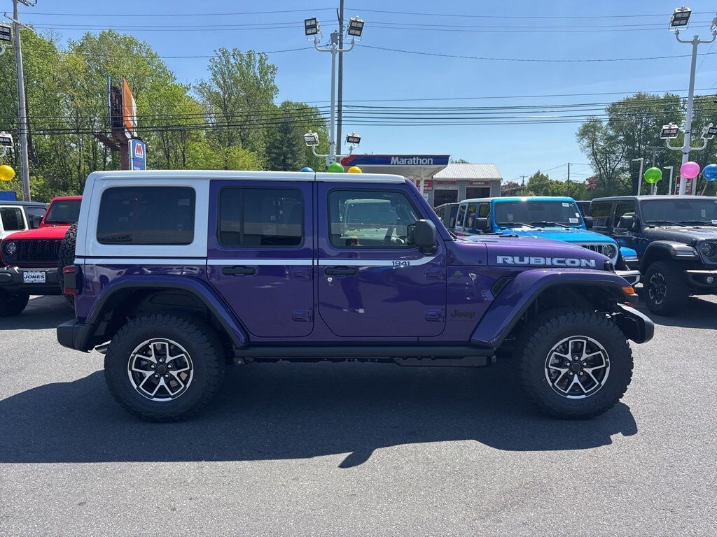 New 2026 Jeep Wrangler 4-DOOR RUBICON Sport Utility