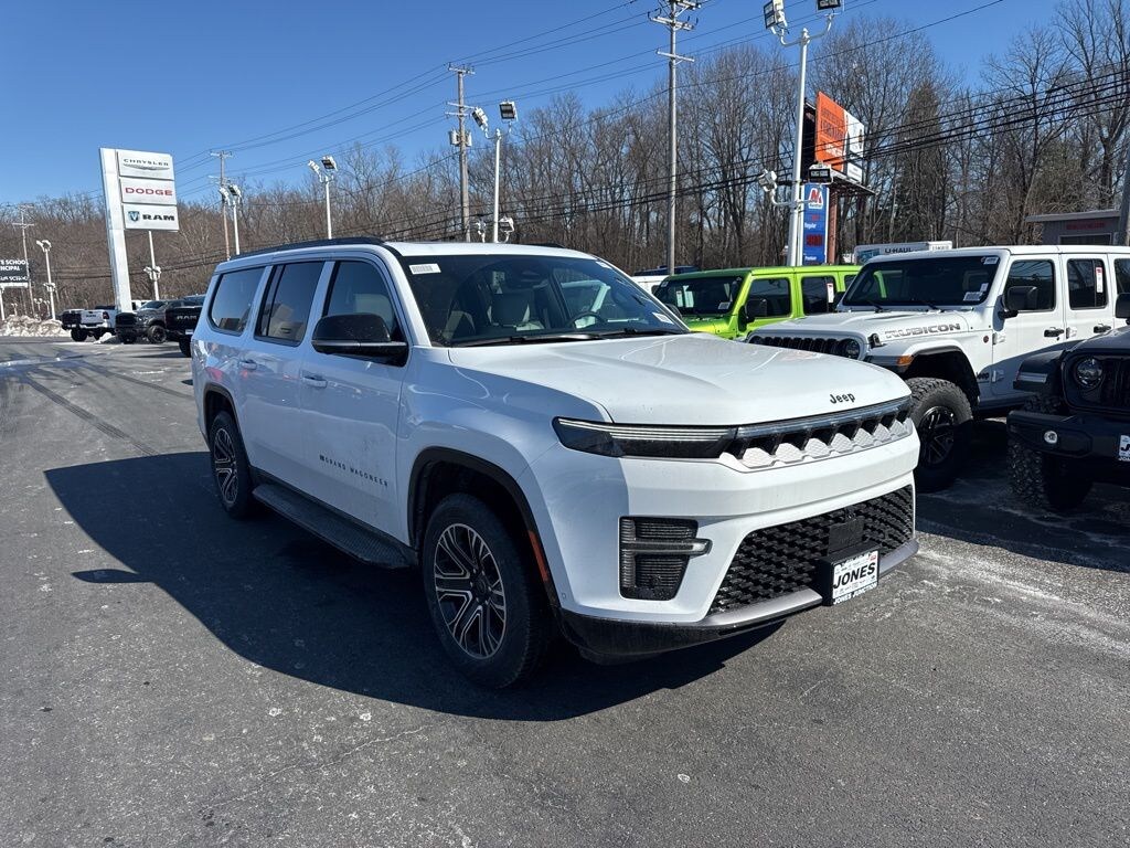 New 2026 Jeep Grand Wagoneer L 4X4 Sport Utility