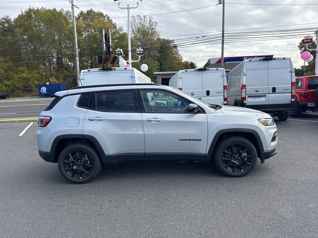 New 2026 Jeep Compass LATITUDE ALTITUDE 4X4 Sport Utility