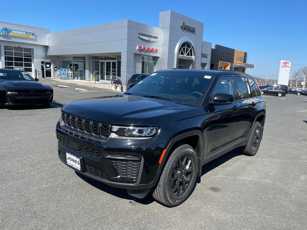 2026 Jeep Grand Cherokee LAREDO ALTITUDE 4X4 Sport Utility