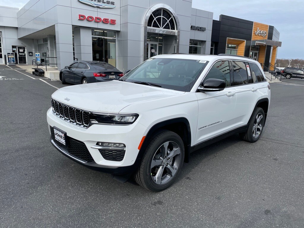 New 2025 Jeep Grand Cherokee LIMITED 4X4 Sport Utility