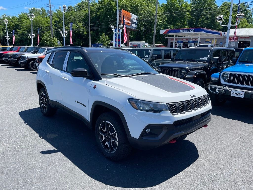 New 2026 Jeep Compass TRAILHAWK 4X4 Sport Utility