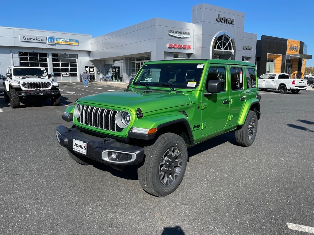 New 2026 Jeep Wrangler 4-DOOR SAHARA Sport Utility