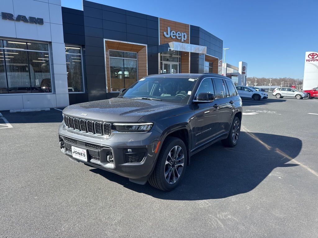 New 2025 Jeep Grand Cherokee OVERLAND 4X4 Sport Utility