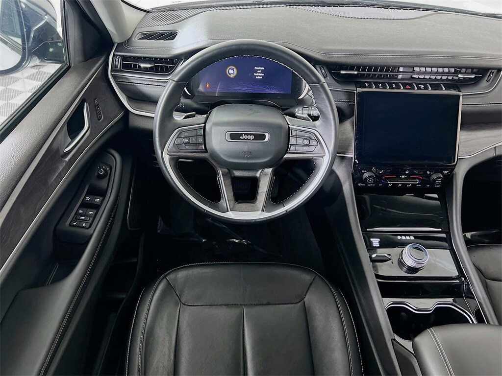 2022 Jeep Grand Cherokee Limited photo 3