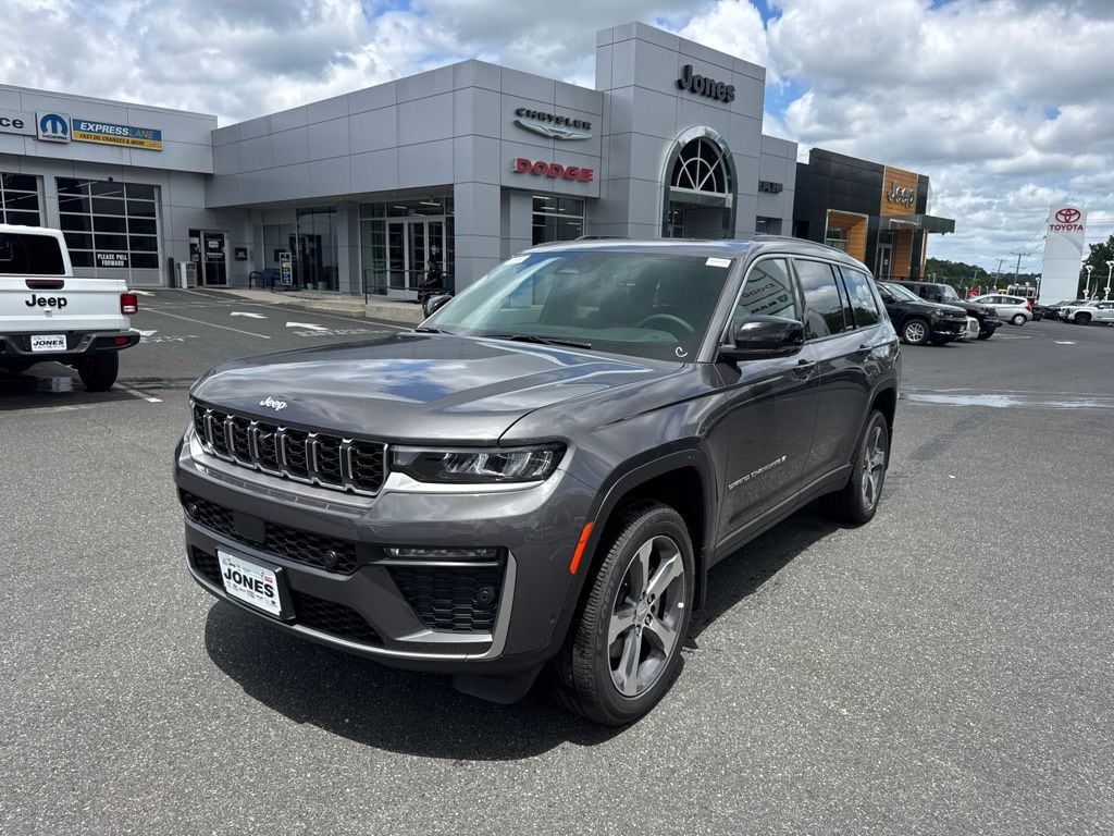 New 2026 Jeep Grand Cherokee L LIMITED 4X4 Sport Utility