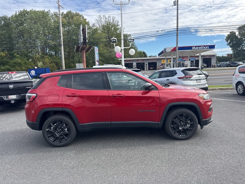 New 2026 Jeep Compass LATITUDE ALTITUDE 4X4 Sport Utility