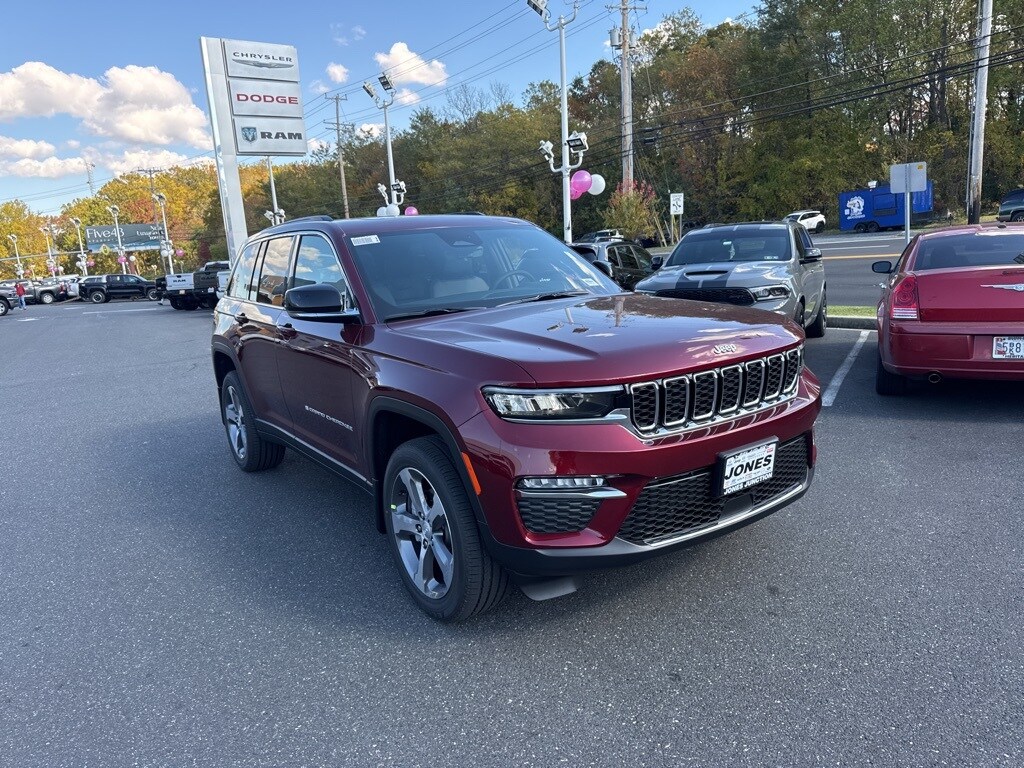 New 2025 Jeep Grand Cherokee LIMITED 4X4 Sport Utility