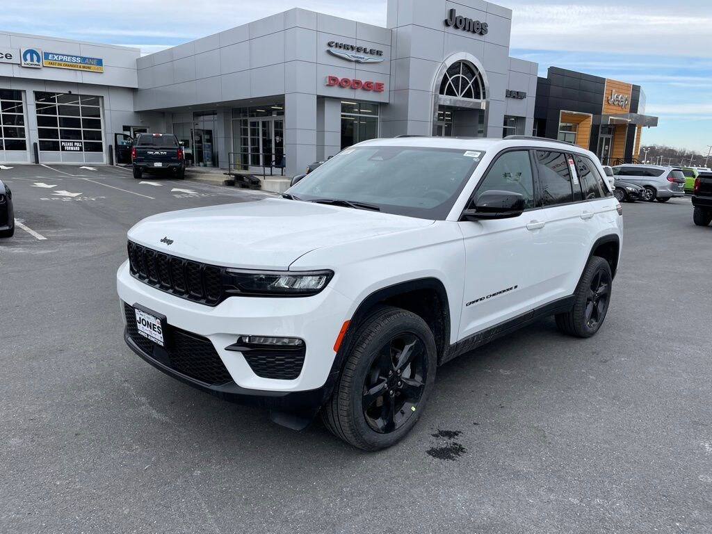 New 2025 Jeep Grand Cherokee LIMITED 4X4 Sport Utility