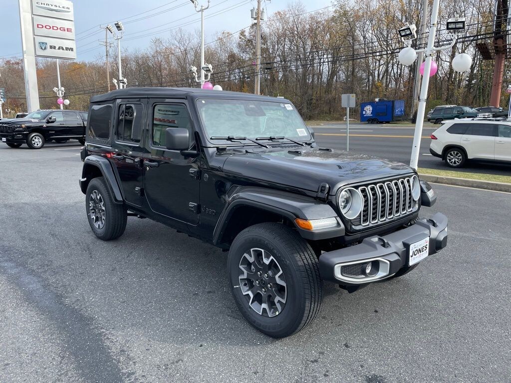 New 2026 Jeep Wrangler 4-DOOR SAHARA Sport Utility