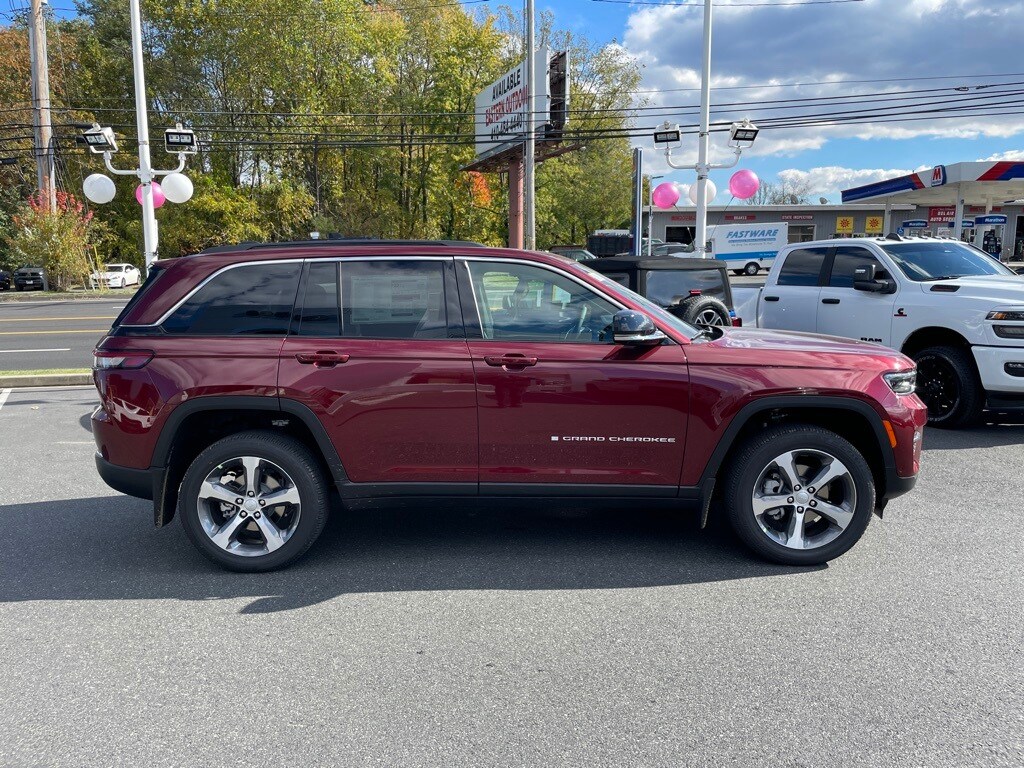 New 2025 Jeep Grand Cherokee LIMITED 4X4 Sport Utility