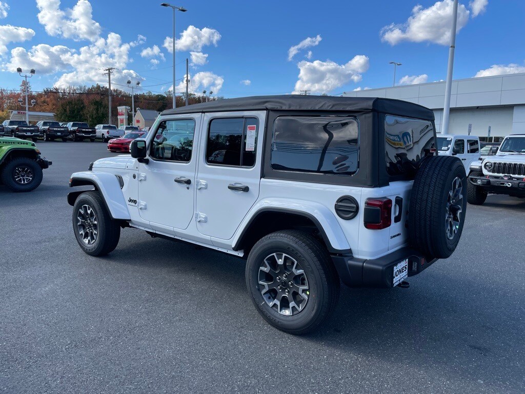 New 2026 Jeep Wrangler 4-DOOR SAHARA Sport Utility
