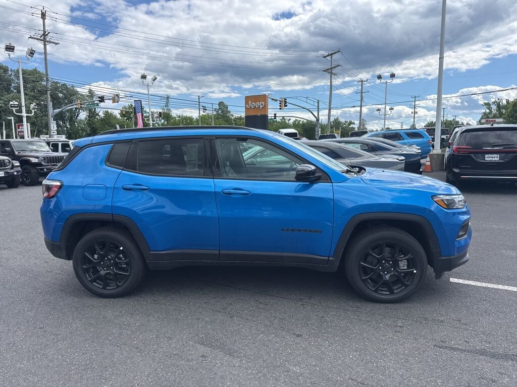 New 2026 Jeep Compass LATITUDE ALTITUDE 4X4 Sport Utility