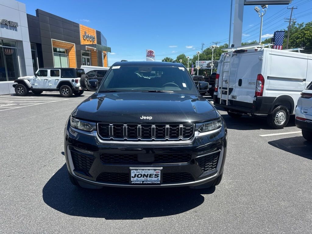New 2026 Jeep Grand Cherokee L LIMITED 4X4 Sport Utility