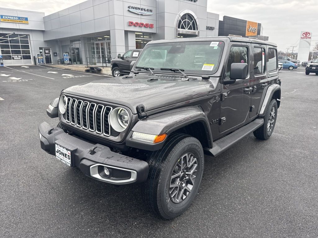 New 2026 Jeep Wrangler 4-DOOR SAHARA Sport Utility