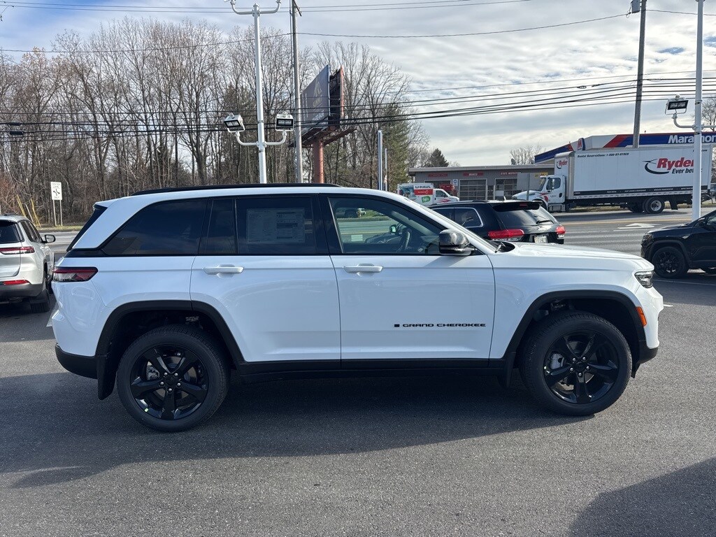 New 2025 Jeep Grand Cherokee LIMITED 4X4 Sport Utility