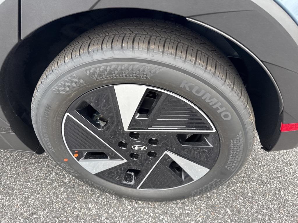 2025 Hyundai IONIQ 5 SEL - Photo 8