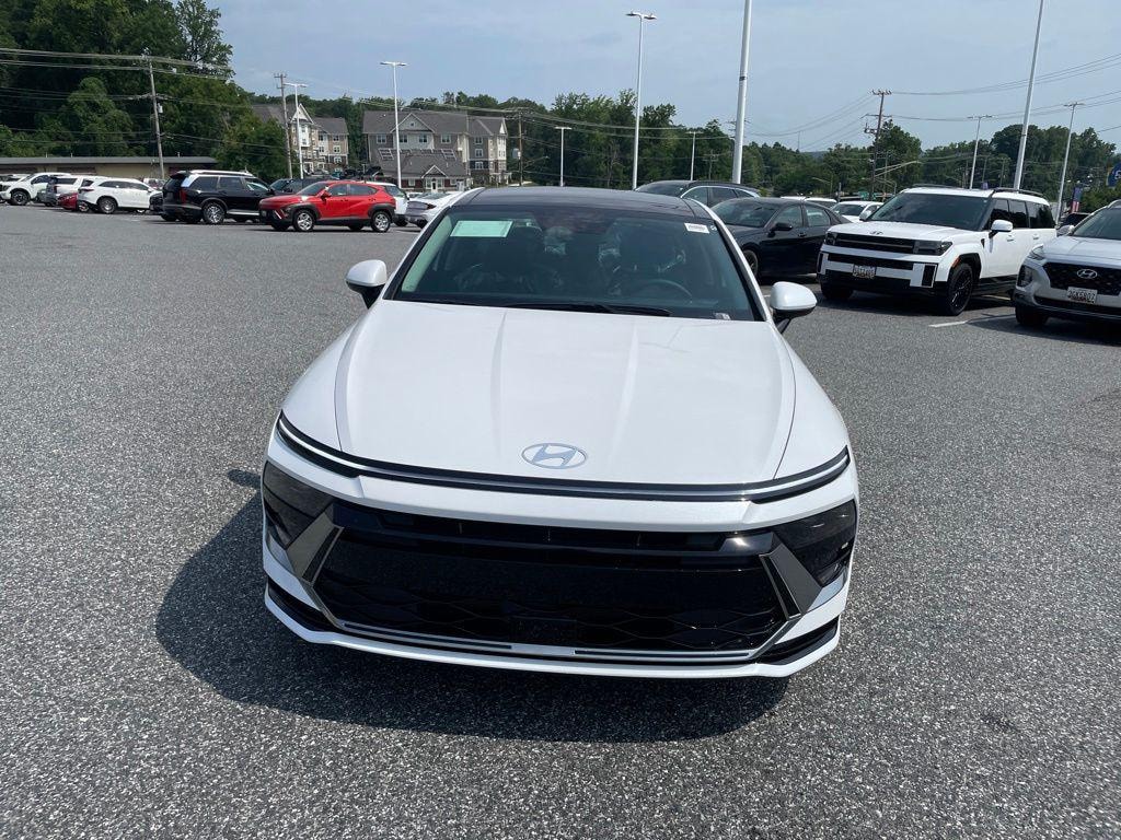 New 2026 Hyundai Sonata Hybrid SEL Sedan