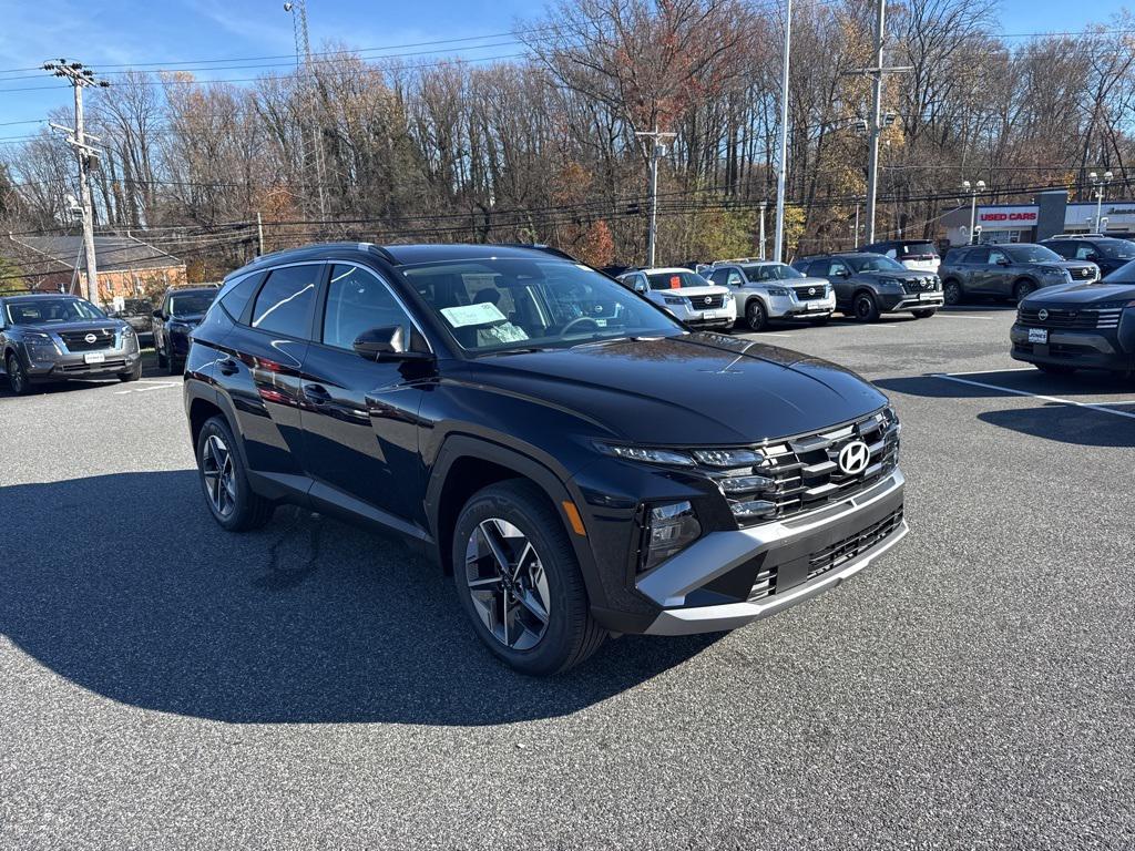 2026 Hyundai Tucson Hybrid SEL photo 2