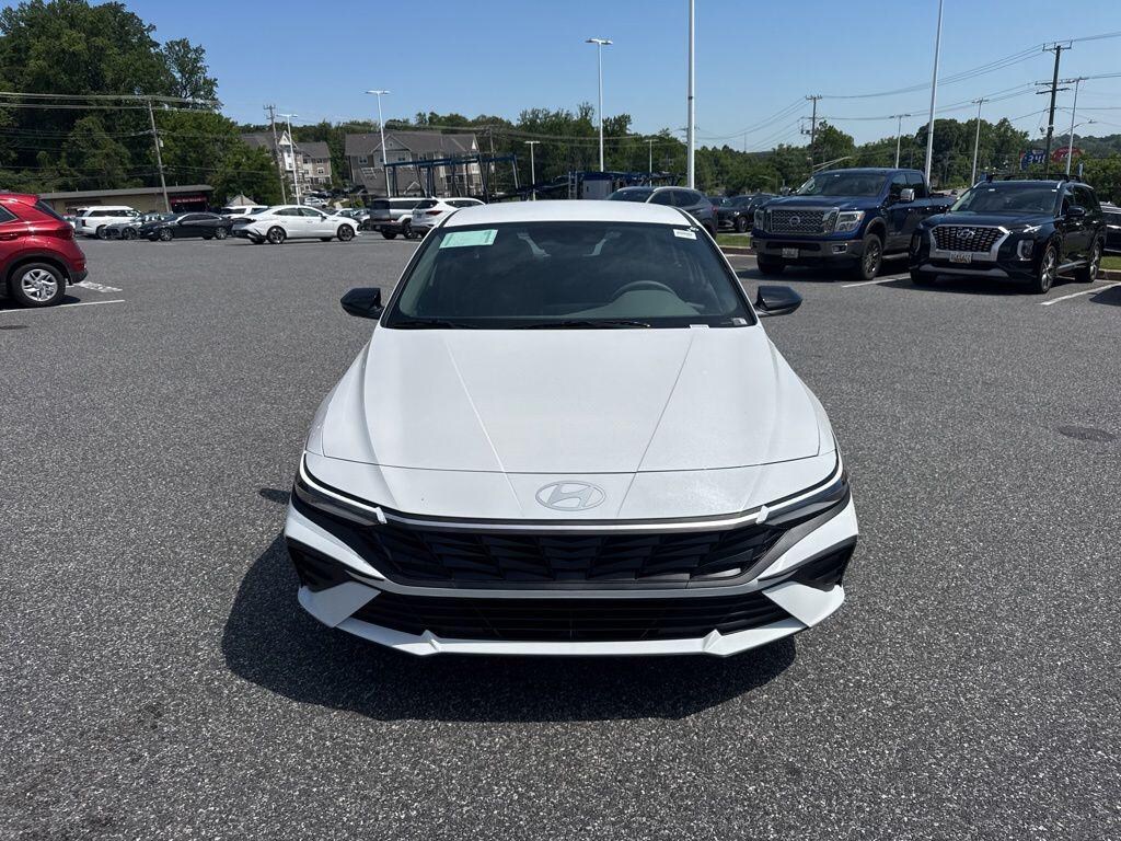 New 2026 Hyundai Elantra SEL Sport Sedan
