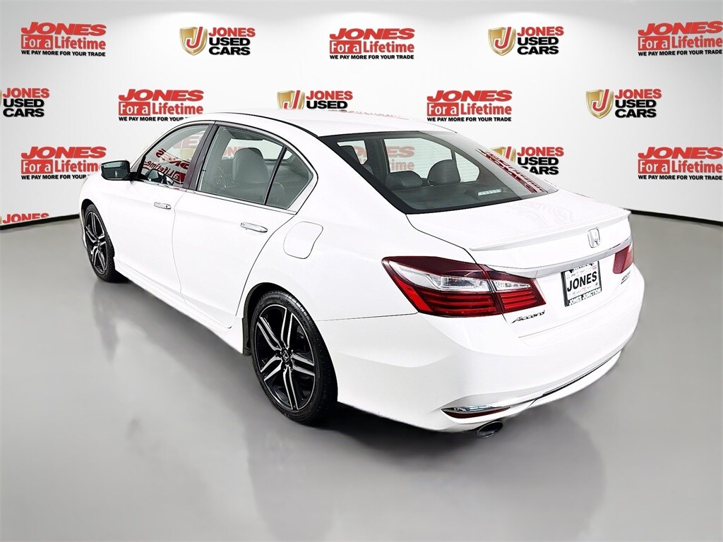 Used 2017 Honda Accord Sport SE Sedan