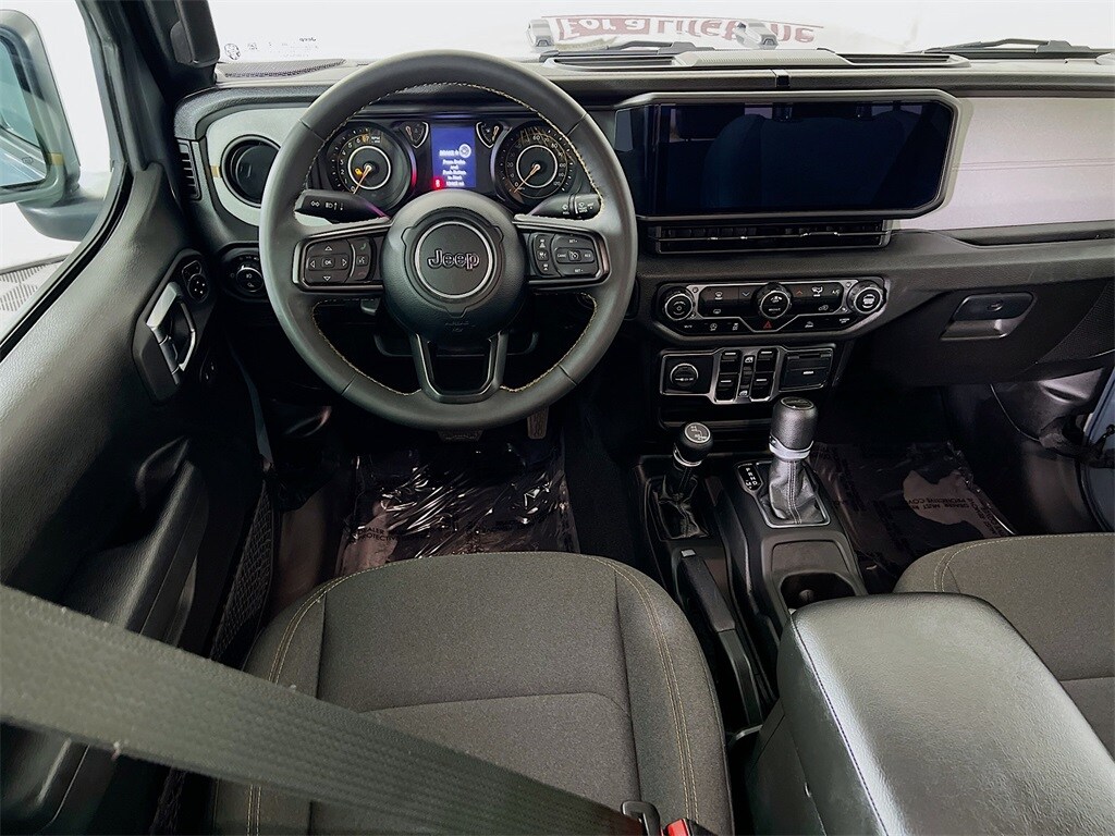 2024 Jeep Gladiator Sport photo 3