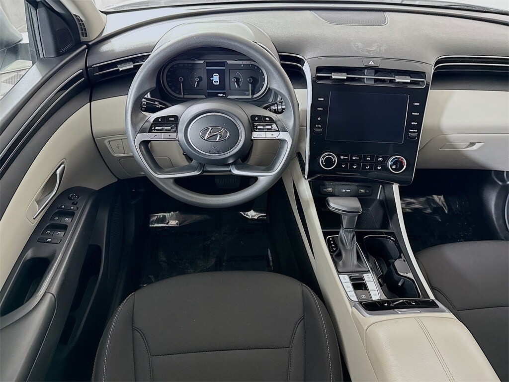 2022 Hyundai Tucson SEL photo 2