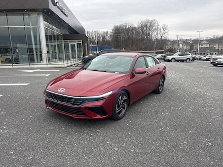 2025 Hyundai Elantra SEL Convenience Sedan