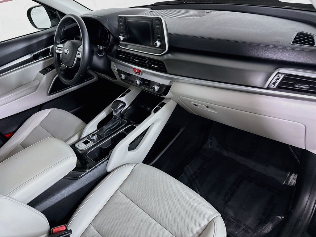 2020 Kia Telluride 33
