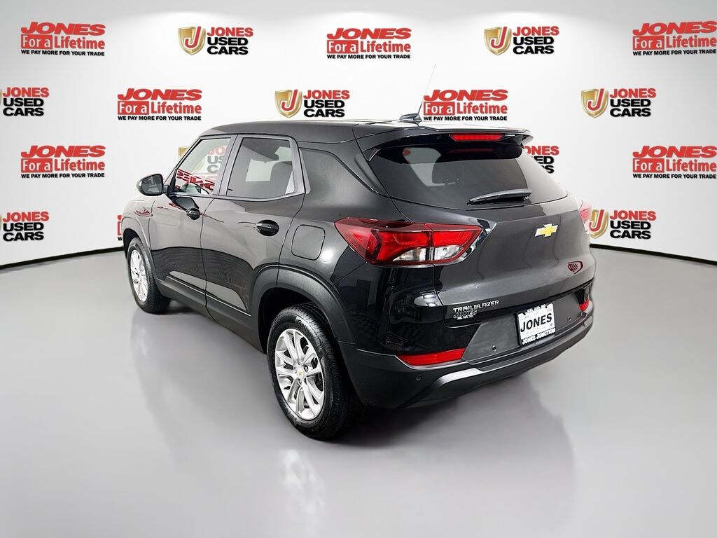 Used 2025 Chevrolet Trailblazer LS SUV