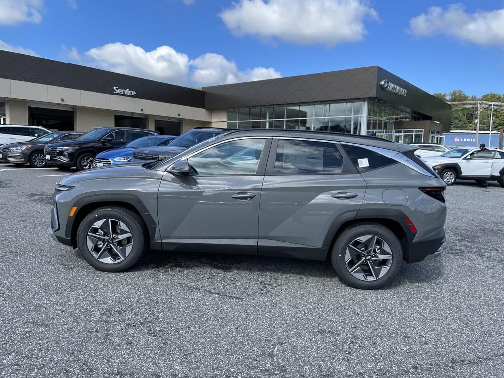 New 2026 Hyundai Tucson SEL Premium FWD SUV