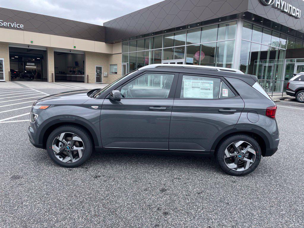 New 2026 Hyundai Venue SEL w/Two-Tone Roof SUV
