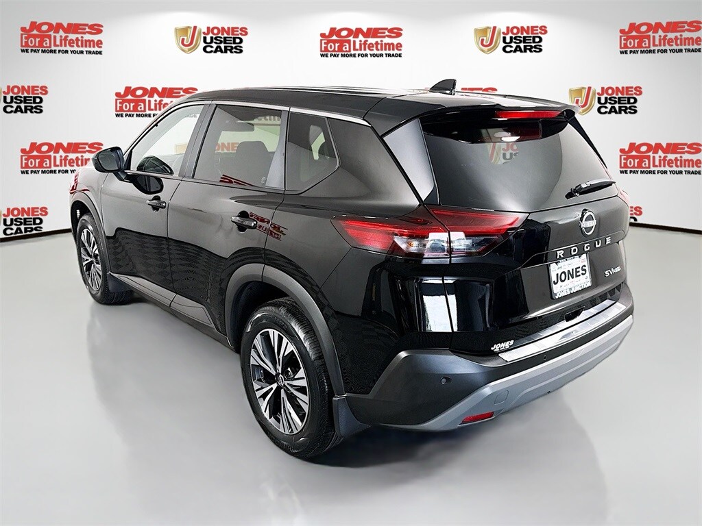 2023 Nissan Rogue SV photo 2