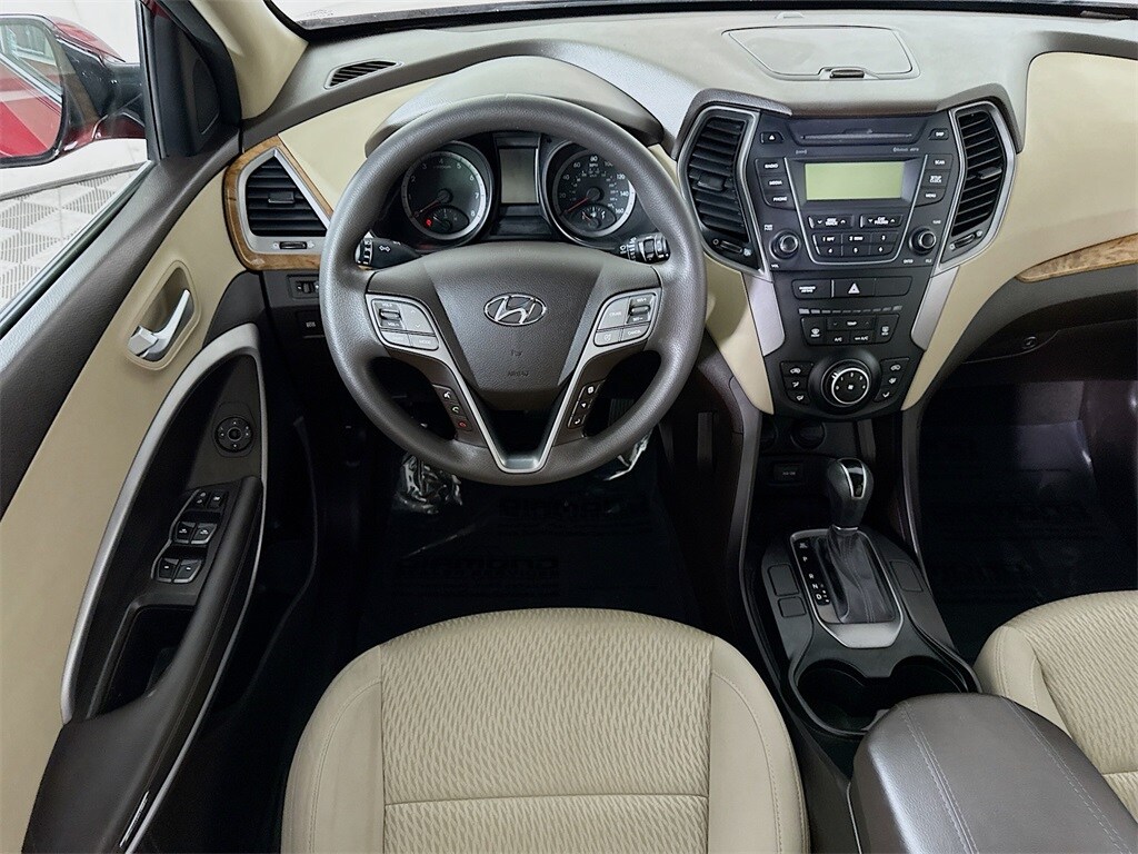 2016 Hyundai Santa Fe Sport Base photo 2