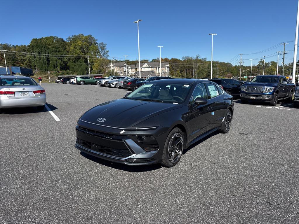 2026 Hyundai Sonata SEL's photo