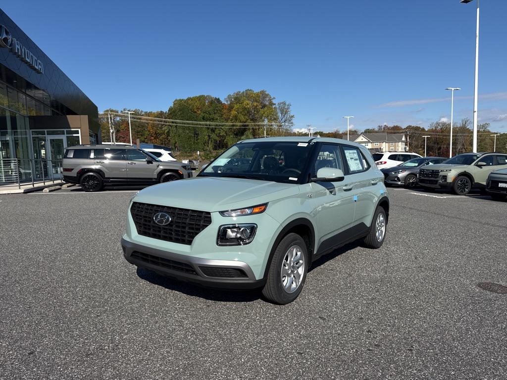 2026 Hyundai Venue SE