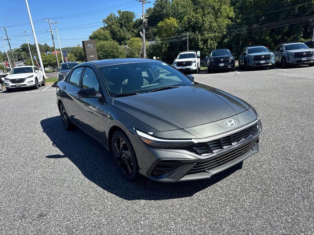 New 2026 Hyundai Elantra SEL Sport Plus Sedan