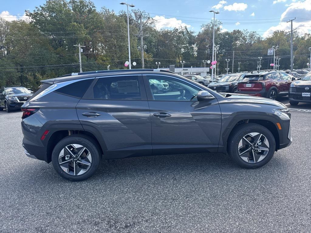 New 2026 Hyundai Tucson Hybrid SEL SUV