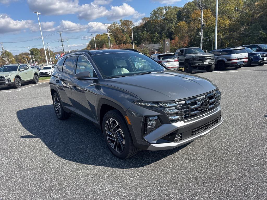 2026 Hyundai Tucson Hybrid Limited photo 2